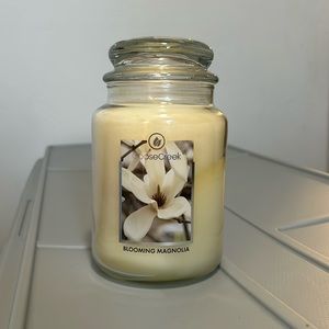 24 ounce Goose Creek Candle “Blooming Magnolia” scent